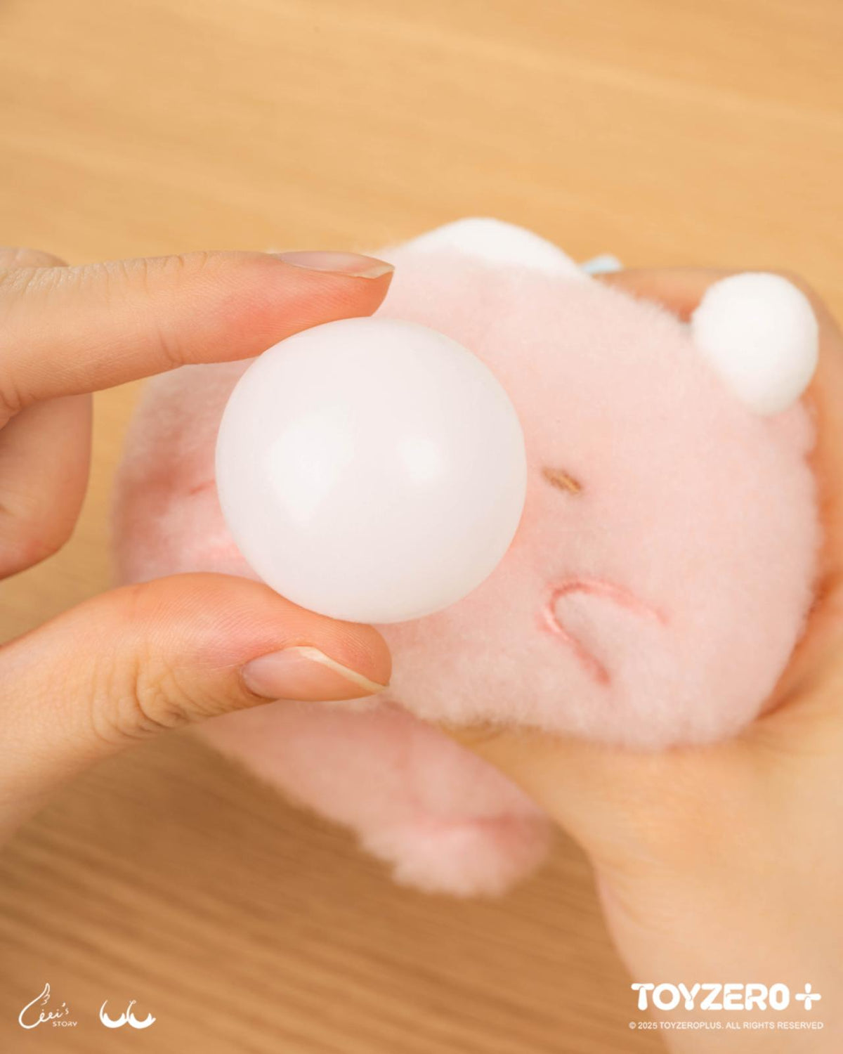 LULU The Piggy Blowing Bubble Plush Pendant - Kawaii Keychain Charm