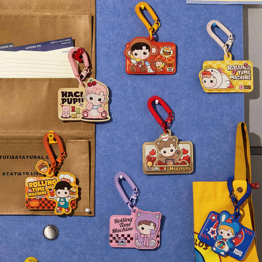 POP MART – HACIPUPU “Rolling Time Machine” Card Holder