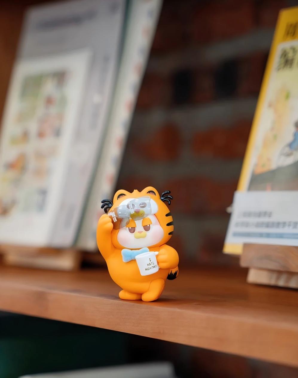 THE SLLO Garfield Family Gourmet Guardian Plan Series Blind Box